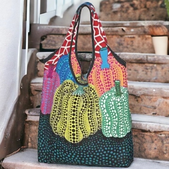 LAST ONE! YAYOI KUSAMA CLASSIC LARGE COLORFUL PUMPKINS SHOPPER BAG - Picture 2 of 7